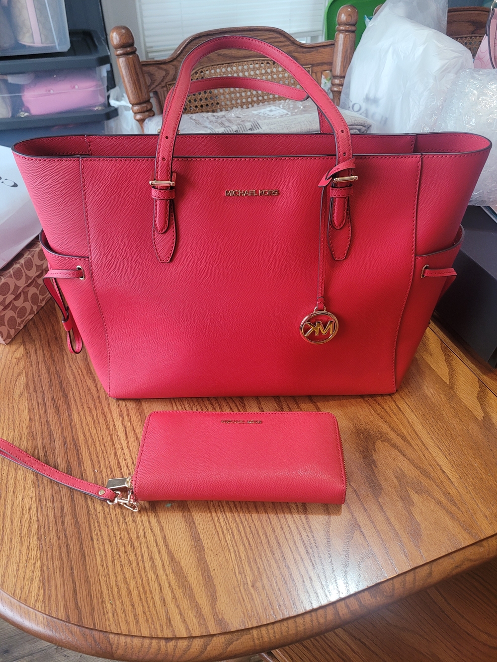 Michael Kors Jet Set Travel Large Tote & Wallet in Red